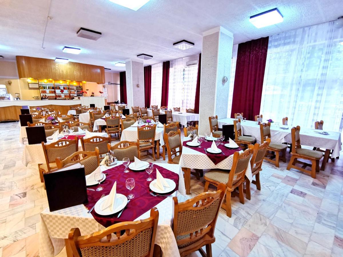 Hotel Muncel Băile Felix Esterno foto
